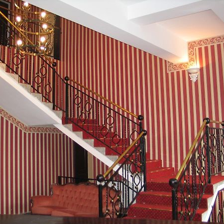 Hotel Ksiezycowy Dworek Kętrzyn Eksteriør bilde