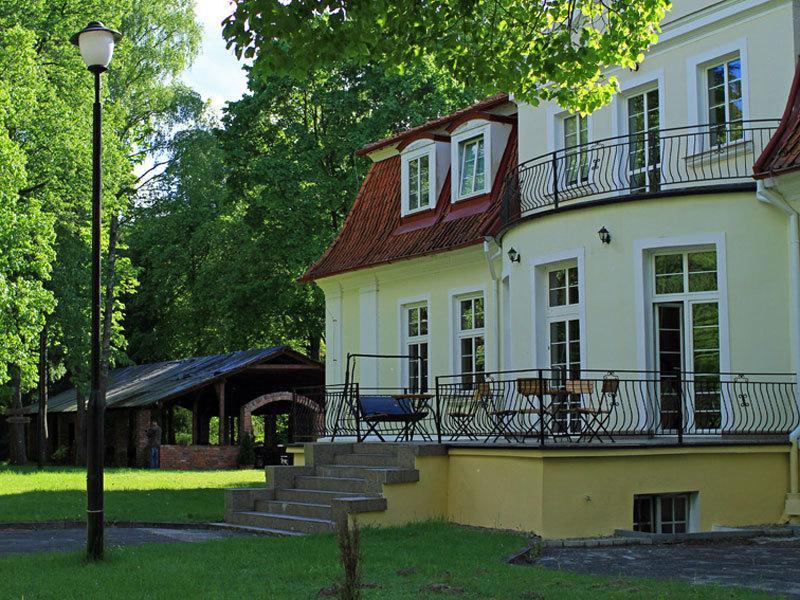 Hotel Ksiezycowy Dworek Kętrzyn Eksteriør bilde