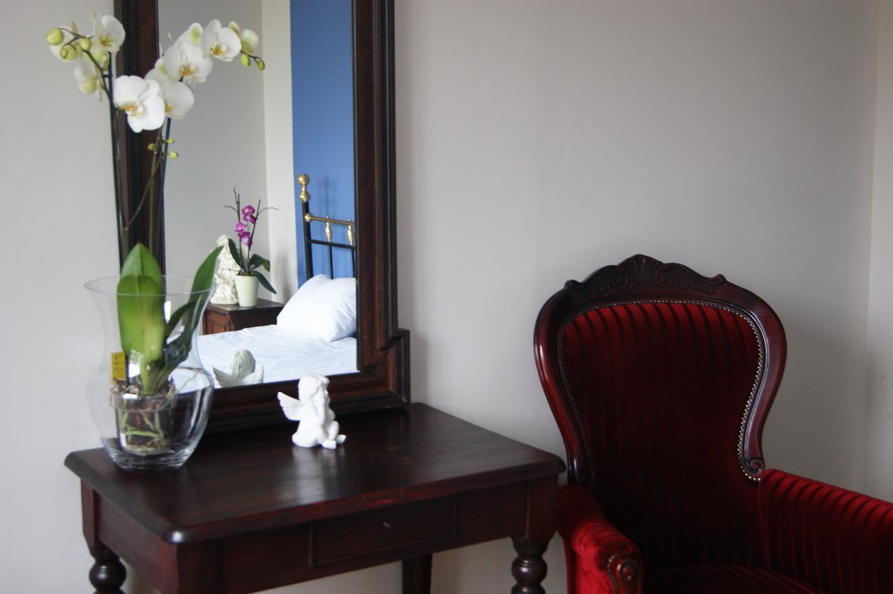 Hotel Ksiezycowy Dworek Kętrzyn Rom bilde