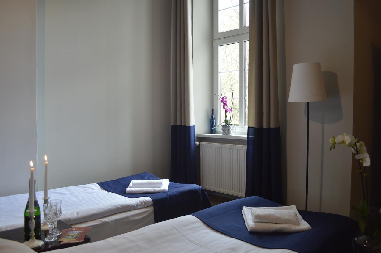 Hotel Ksiezycowy Dworek Kętrzyn Rom bilde